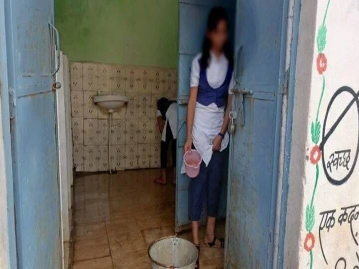 MP Guna viral Video school students forced to clean toilet probe ordered Mahendra Singh Sisodia education Madhya Pradesh: Photos Of School Students Forced To Clean Toilet In Guna Goes Viral, Probe Ordered
