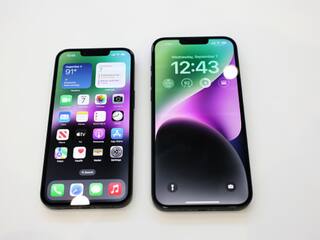 Iphone : आयफोनमध्ये ऑरेंज डॉट दिसतोय? ऑरेंज आणि ग्रीन डॉट्सचा अर्थ नेमका काय? वाचा सविस्तर