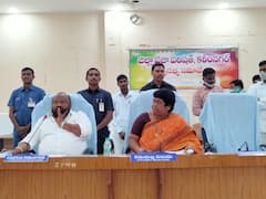 Karimnagar News: జిల్లా ఆస్పత్రిలో జాబుల పేరుతో దళారుల దందా- జడ్పీటీసీలు ఆగ్రహం