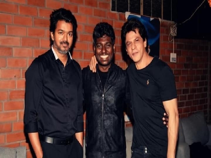 Shah Rukh Khan with Vijay at Atlee's birthday bash atlee gave a hint Thalapathy cameo in Jawan 'जवान' में शाहरुख खान संग नजर आएंगे थलापति विजय ? डायरेक्टर एटली के बर्थडे पर साथ नजर आए दोनों 'किंग्स'