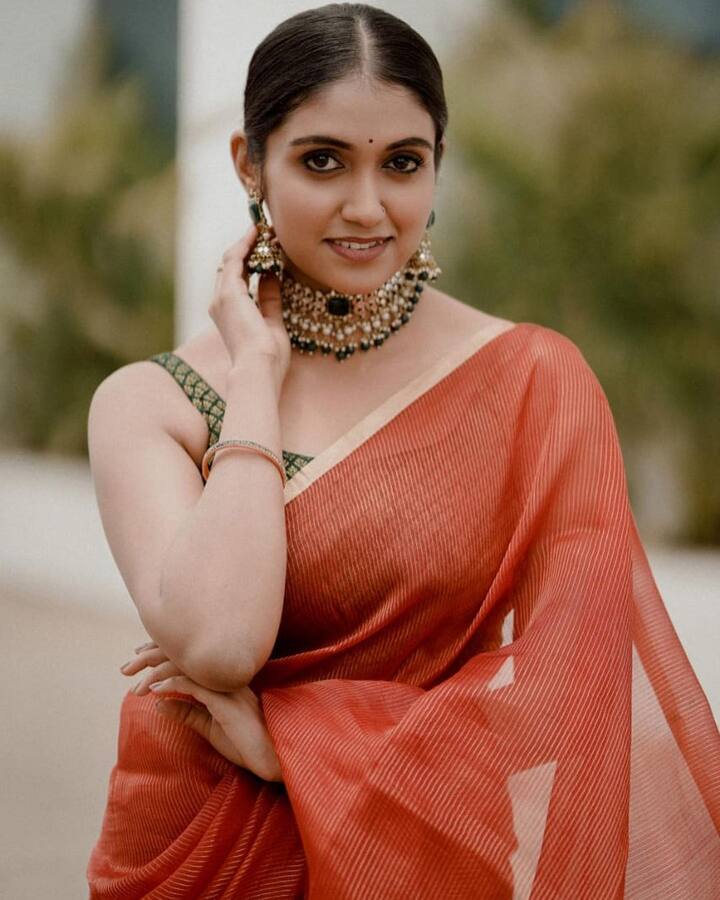 तेव्हापासून तिची लोकप्रियता दिवसेंदिवस वाढतच आहे. (फोटो सौजन्य :iamrinkurajguru/इंस्टाग्राम)