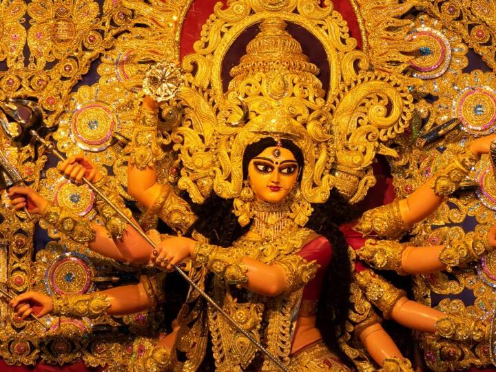 Kolkata Durga Puja set example of communal harmony  along with Hindus, the Muslim community also takes part Durga Puja 2022: कोलकाता में दुर्गा पूजा पेश करती है साम्प्रदायिक सौहार्द की मिसाल, हिंदूओं के साथ मुस्लिम समुदाय भी लेता है बढ़-चढ़कर हिस्सा