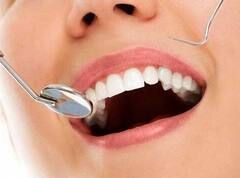 Clove Oil: ਜਾਣੋਂ ਲੌਂਗ ਦੇ ਤੇਲ ਮਨੁੱਖੀ ਸਰੀਰ ਲਈ ਕਿੰਨਾਂ ਫਾਇਦੇਮੰਦ ਅਤੇ ਵਰਤੋਂ ਕਿਵੇਂ ਕਰੀਏ