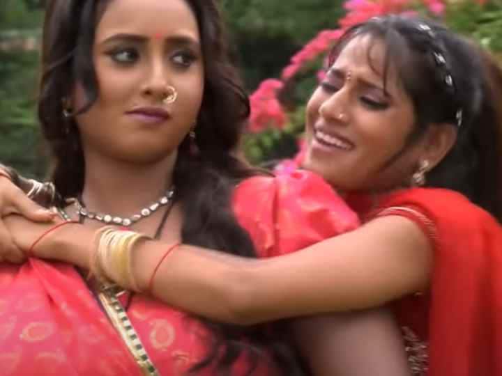 Hum Ta Dhodhi Mudale Rahni nagin video songs going viral on social media Bhojpuri Song: फिल्म 'नागिन' के इस गाने में ख़ुशी से झूम उठीं Rani Chatterjee, वीडियो में दिखा एक्ट्रेस का खिलखिलाता अंदाज़