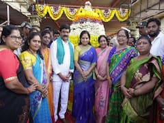 Minister Vemula: దేశ విదేశాల్లో బతుకమ్మ ఆడుతున్నారంటే కవితే కారణం - మంత్రి వేముల