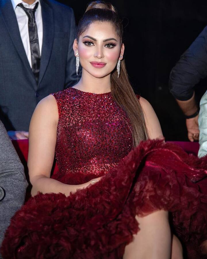 Urvashi Rautela PHOTO: એક્ટ્રેસ ઉર્વશી રૌતેલાના નવા સ્ટાઇલિશ લૂકના ફોટો સામે આવ્યા છે.