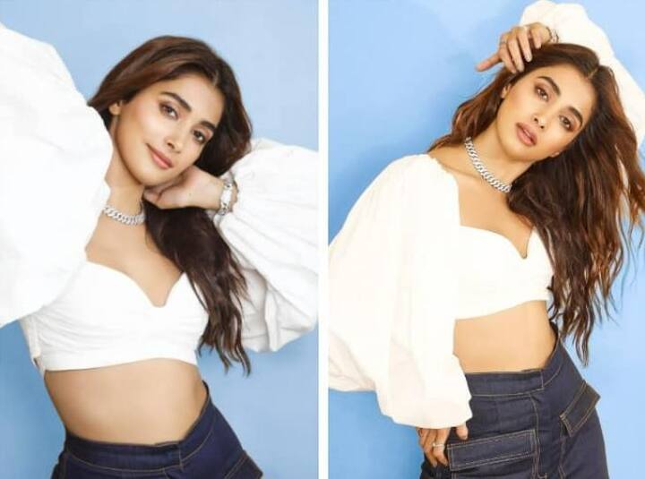 Pooja Hegde Pics: વ્હાઈટ ક્રોપ ટોપમાં ક્લાસી લુકમાં જોવા મળી પૂજા હેગડે, જુઓ તસવીરો