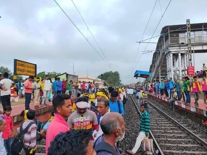 Jharkhand: कुडमी आंदोलन के कारण चौथे दिन भी 60 से ज्यादा ट्रेनें रद्द, मुसीबत में एक लाख यात्री 