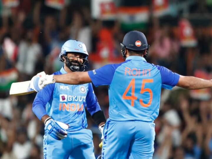 IND vs AUS 2nd T20 India won the match by 6 wickets against Australia at VCA Stadium Ind vs Aus, 2nd T20I: Captain's Knock From Rohit Sharma Helps India Beat Australia, Level Series 1-1