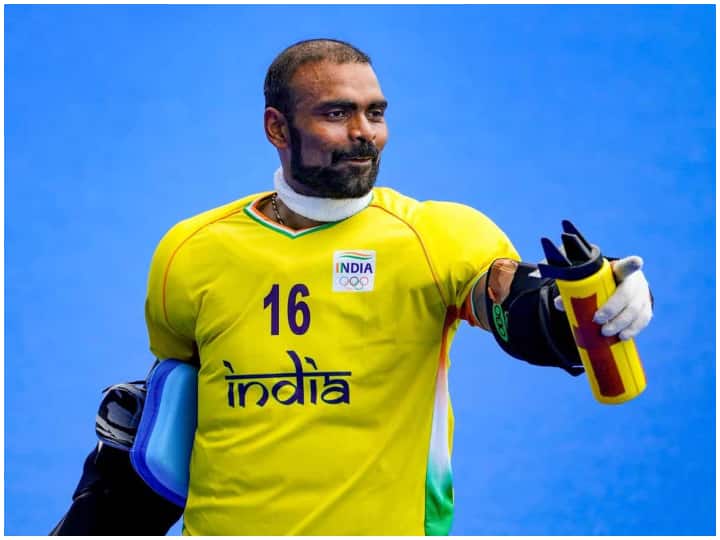 PR Sreejesh Slams IndiGo For Charging Extra Money For Handling Goalkeeper Baggage पीआर श्रीजेश ने IndiGo को लताड़ा, हॉकी स्टिक की लंबाई से जुड़ा है पूरा मामला