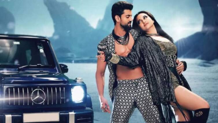 'Blockbuster' Song Out: Rumoured Couple Sonakshi Sinha And Zaheer Iqbal Groove Together Blockbuster: মুক্তি পেল 'ব্লকবাস্টার', প্রেমিকের সঙ্গে সোনাক্ষীর অনস্ক্রিন কেমিস্ট্রি কতটা জমল?