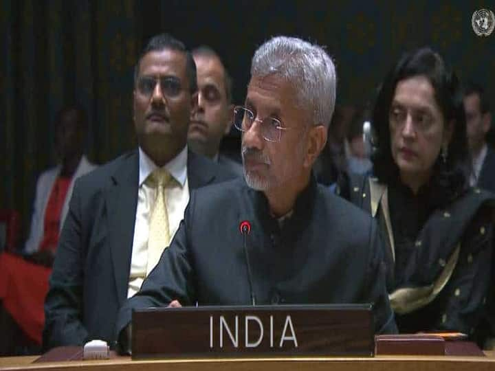 Ukraine conflict of profound concern Jaishankar tells UN Security Council Ukraine Conflict : உக்ரைன் போரை முடிவுக்கு கொண்டு வாங்க.. ஐநாவில் தொடரும் இந்தியாவின் முழக்கம்..