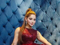 PHOTO : 'उर्वशी रौतेला'च्या अदांनी चाहते घायाळ, सिझलिंग फोटो चर्चेत