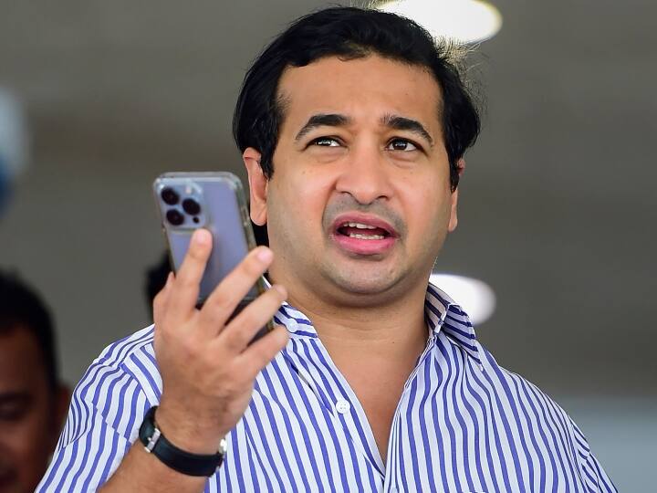Mumbai News: BJP MLA नितेश राणे ने देवेंद्र फड़नवीस को लिखी चिट्ठी, कहा- मुंबई से मराठी लोगों को भगाया जा रहा है BJP MLA Nitesh Rane wrote a letter to Deputy CM Devendra Fadnavis, on Marathi people ANN Mumbai News: BJP MLA नितेश राणे ने देवेंद्र फड़नवीस को लिखी चिट्ठी, कहा- मुंबई से मराठी लोगों को भगाया जा रहा है