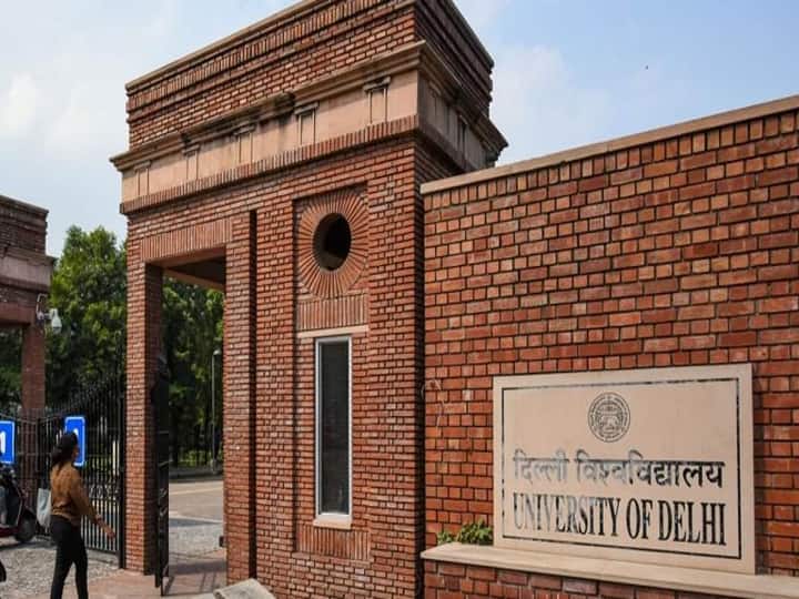 Delhi University Webinar: अब एडमिशन लेने में नहीं होगी दिक्कत, मदद के लिए वेबिनार आयोजित करेगा DU Delhi University orgnise webinars on admissions from next week Delhi University Webinar: अब एडमिशन लेने में नहीं होगी दिक्कत, मदद के लिए वेबिनार आयोजित करेगा DU