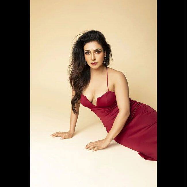 సోషల్ మీడియాలో యాక్టివ్ గా ఉండే నందిని..ఎప్పటికప్పుడు లేటెస్ట్ ఫొటోస్ షేర్ చేస్తుంటుంది.(Image Credit: Nandini Rai/Instagram)