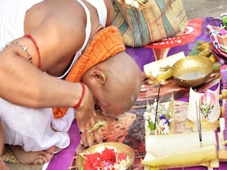 Sarva Pitru Amavasya 2022: સર્વ પિતૃ અમાસના દિવસે કરો આ 4 ઉપાય, ઘરમાં આવશે સુખ-સમૃદ્ધિ