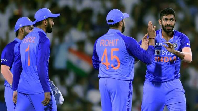 Rohit On Bumrah: Rohit On Bumrah: প্রত্যাবর্তনে দুই ওভারে ২৩ রান খরচ করলেও, বুমরার ফর্ম নিয়ে বিন্দুমাত্র চিন্তিত নন রোহিত