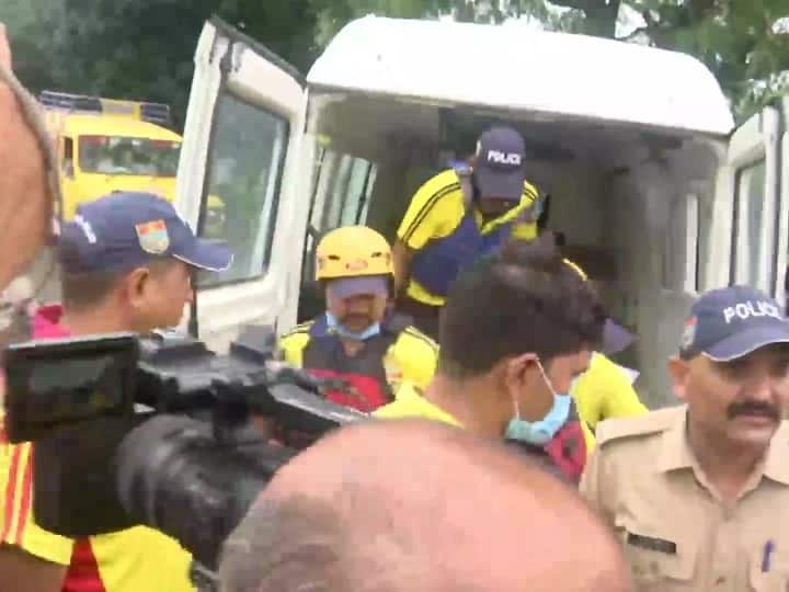 बता दें कि 19 साल की अंकिता भंडारी कुछ दिन पहले लापता हो गई थी. वो एक रिसॉर्ट में रिसेप्शनिस्ट के तौर पर काम करती थी.