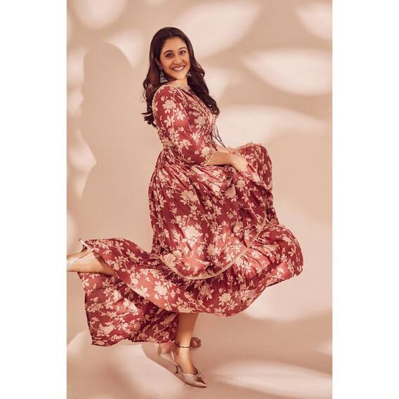 Regina Cassandra: రెజీనా అవుట్ ఫిట్స్ అదిరిపోయాయ్!