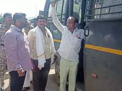 Parbhani : कृषी मंत्र्यांना भेटण्याआधीच पदाधिकाऱ्यांना पोलिसांनी घेतले ताब्यात, परभणीतील प्रकाराचा स्वाभिमानीकडून निषेध