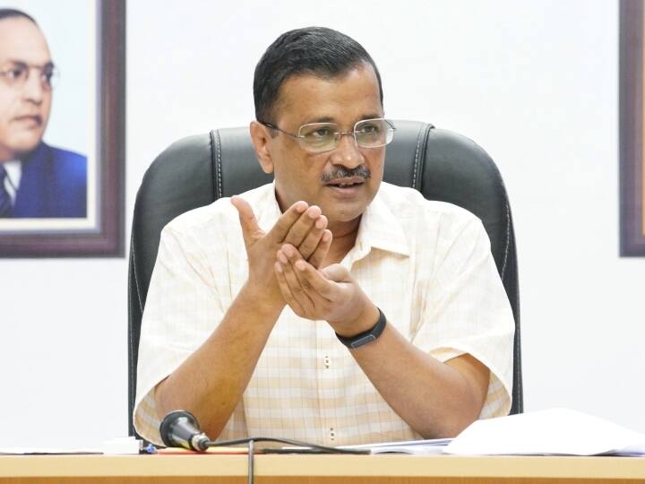 Arvind Kejriwal lays foundation stone for six lane flyover citizens will get freedom from jam signal free travel anand vihar apasara road ann अरविंद केजरीवाल ने छह लेन फ्लाइओवर का किया शिलान्यास, नागरिकों को मिलेगी जाम से मुक्ति, सिग्नल फ्री होगा सफर