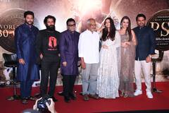 'पोन्नियिन सेलवन 1' की टीम ने मुंबई में किया फिल्म का प्रमोशन, कुछ इस अंदाज में नजर आईं ऐश्वर्या राय