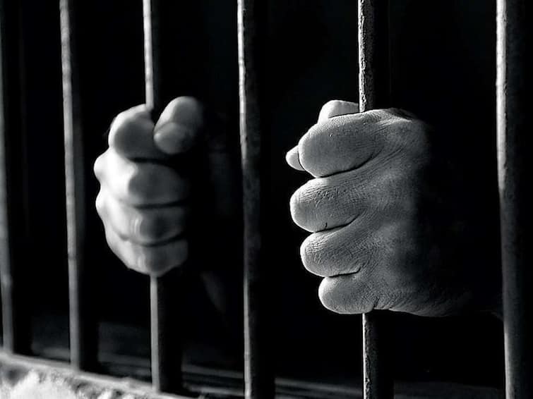 75 life covict prisoners released in Tamilnadu Anna Birthday  : அண்ணா பிறந்தநாள் கொண்டாட்டம்..! 75 ஆயுள் தண்டனை கைதிகளுக்கு விடுதலை..!