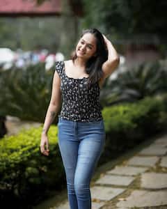 Bigg Boss Sri Sathya: బిగ్‌బాస్ బ్యూటీ క్వీన్ శ్రీ సత్య, ఈ అందం ఇన్నాళ్లు ఏమైంది