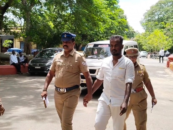 Crime: சினிமா ஆசை காட்டி ஆபாசபடம் எடுத்த இயக்குனர்..! குண்டர் சட்டத்தில் சிறையில் அடைத்த போலீஸ்..!