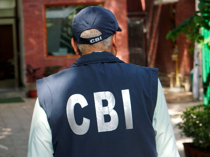 JEE Main 2021 Paper Leak Court Sends Russian National To CBI Custody For Two Days JEE Main 2021 Paper Leak: Court Sends Russian National To CBI Custody For Two Days