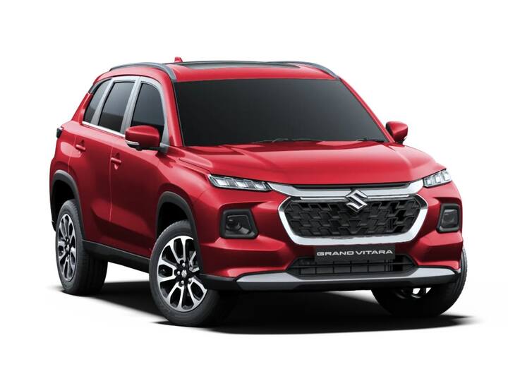 या कारच्या किंमतीत बद्दल अद्याप कंपनीकडून कोणतीही माहिती उघड करण्यात आलेली नाही. मात्र Financial Express ने दिलेल्या वृत्तानुसार ही कार एकूण सात प्रकारात लॉन्च केली जाऊ शकते. याच्या बेस मॉडेलची किंमत 9.50 लाख, डेल्टा प्रकारची किंमत 11 लाख रुपये, जेटा 12 लाख रुपये, अल्फाची किंमत 12.50 लाख रुपये आणि अल्फा AWD ची किंमत 15.50 लाख रुपये असू शकते.