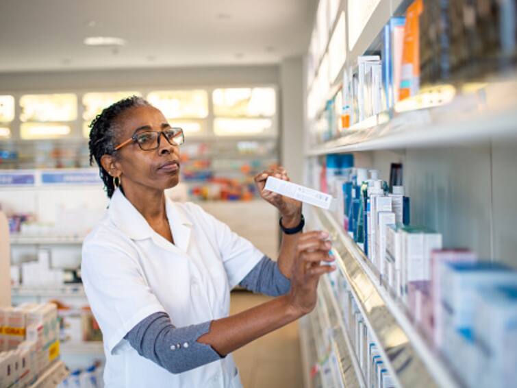 World Pharmacists Day 2022: Why Is It Observed, And All You Need To Know World Pharmacists Day 2022: Why Is It Observed, And All You Need To Know