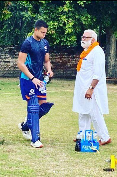 ਯੋਗਰਾਜ ਸਿੰਘ 28 ਸਾਲ 'ਚ ਕ੍ਰਿਕਟ ਦੇ ਮੈਦਾਨ ਤੋਂ ਦੂਰ ਹੋ ਗਏ ਹਨ। ਇਸ ਤੋਂ ਬਾਅਦ ਉਸ ਨੇ ਪੰਜਾਬੀ ਫ਼ਿਲਮਾਂ ਵੱਲ ਰੁਖ਼ ਕੀਤਾ। ਉਹਨਾਂ ਨੇ ਦਰਜਨਾਂ ਪੰਜਾਬੀ ਫ਼ਿਲਮਾਂ ਵਿੱਚ ਅਹਿਮ ਭੂਮਿਕਾਵਾਂ ਨਿਭਾਈਆਂ ਹਨ।