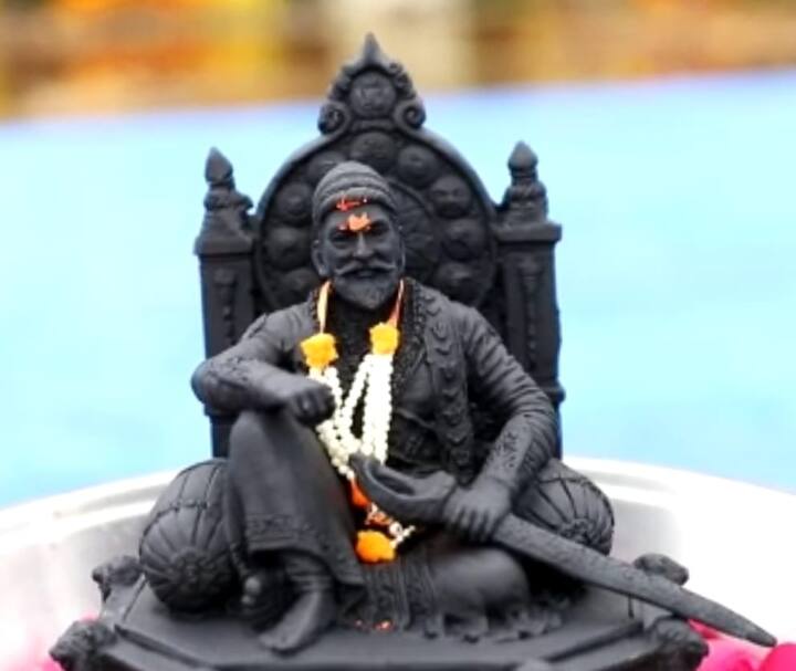 यावेळी, जय भवानी जय शिवाजी' च्या नाऱ्याने संपूर्ण परिसर दणाणून गेला होता .