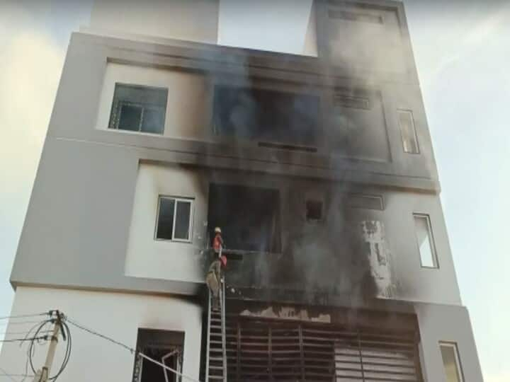 Andhra Pradesh: Fire Broke Out In Private Hospital In Renigunta, Three Including Two Children Killed