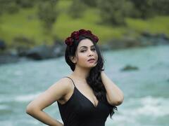 PHOTO : उफ्फ तेरी अदा... 'अंगूरी भाभी'चा किलर लूक; पाहा खास फोटो!