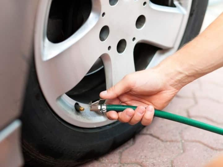 Nitrogen air useful for cars tyre engine and mileage Nitrogen Air: बहुत काम की है नाइट्रोजन हवा, कार के टायर्स में डलवा देंगे तो होंगे ये फायदे