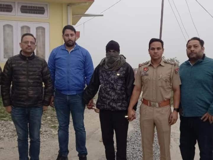 Chandigarh MMS Case: चंडीगढ़ कांड को लेकर भारतीय सेना ने जारी किया बयान, आरोपी जवान को लेकर कही ये बात Indian Army zero tolerance of such acts army statement chandigarh MMS Case Chandigarh MMS Case: चंडीगढ़ कांड को लेकर भारतीय सेना ने जारी किया बयान, आरोपी जवान को लेकर कही ये बात