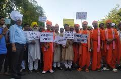 In Pics: વિવિધ સંપ્રદાયના ધર્મગુરુઓ સદભાવ યાત્રામાં જોડાયા, સ્કોટિશ પાઇપ બેન્ડે રેલાવી ધૂન