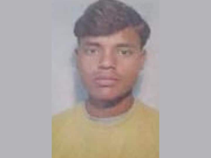 Mumbai Crime Branch arrested a young man for threatening to blasting bombs in India marathi news Mumbai Crime Branch : बॉम्बस्फोट करून भारतात हाहाकार माजवण्याची धमकी, मुंबई गुन्हे शाखेने तरुणाला घेतले ताब्यात