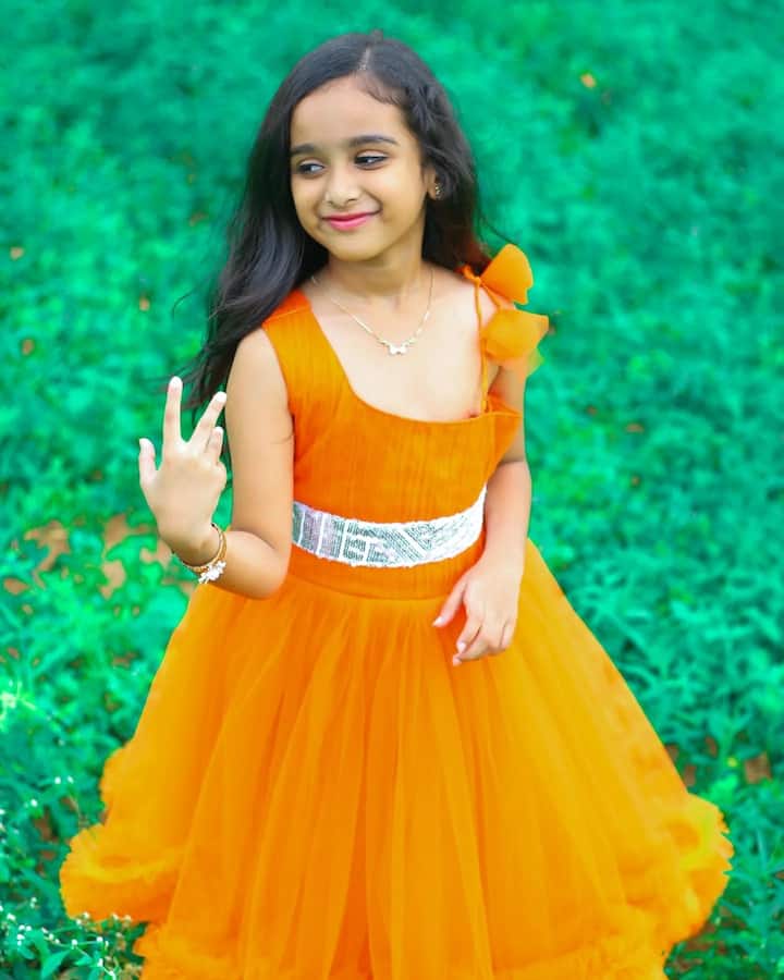 ఎన్నెన్నో జన్మలబంధం ఖుషి ( నైనిక) (Image credit: Minnu Nainika/Instagram)