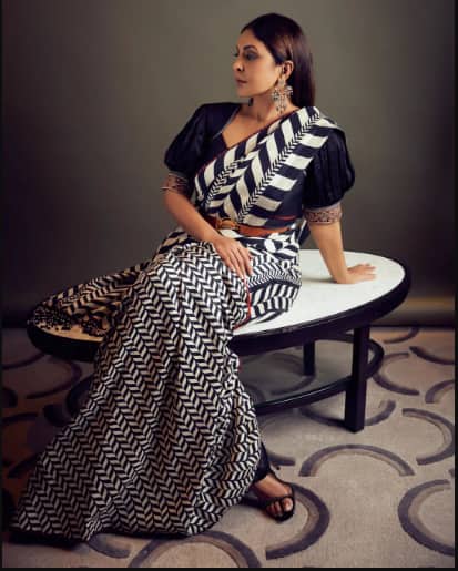 शेफाली शाह ने कम उम्र में ही बॉलीवुड में कदम रख लिया था. वह कई हिट टीवी शोज में काम कर चुकी हैं. एक्ट्रेस जल्द ही आयुष्मान खुराना की फिल्म 'डॉक्टर जी' में नजर आएंगी.