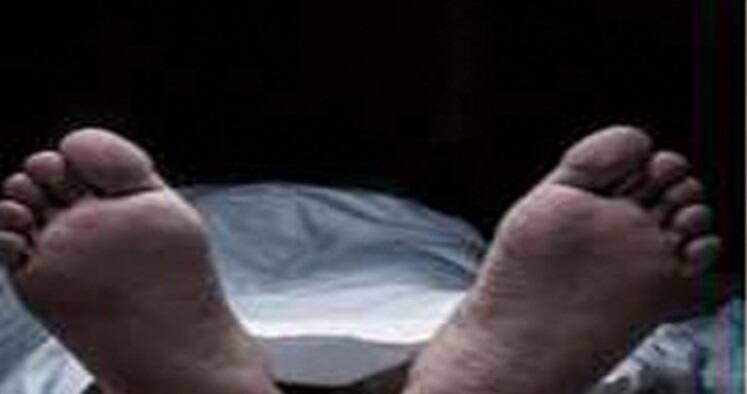 Uttar Pradesh a shocking case came in up a family was- living with the dead body for one and a half year ઉત્તરપ્રદેશમાં જીવિત સમજીને એક વ્યક્તિ દોઢ વર્ષ સુધી ડેડબોડી સાથે રહ્યો, જાણો શું છે સમગ્ર કહાણી