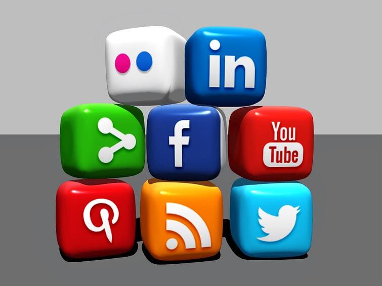 Internet One Minute: गूगल से लेकर यूट्यूब तक इंटरनेट पर 60 सेकेंड में बदल जाता है इतना कुछ! what happens in internet one minute youtube facebook instagram Internet One Minute: गूगल से लेकर यूट्यूब तक इंटरनेट पर 60 सेकेंड में बदल जाता है इतना कुछ!