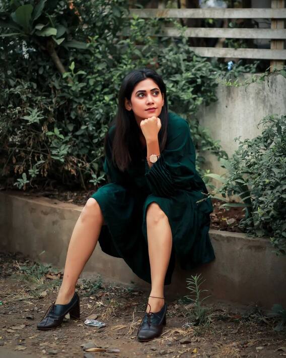PHOTO: सिंपल 'अंतरा' का बोल्ड और खूबसूरत लुक सोशल मीडिया पर है चर्चा में, देखें फोटो.. PHOTO: सिंपल 'अंतरा' का बोल्ड और खूबसूरत लुक सोशल मीडिया पर है चर्चा में, देखें फोटो..