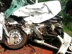 Belgaum News : बेळगावमधील सौंदत्तीत तीन वाहनांचा भीषण अपघात, चार जण ठार  