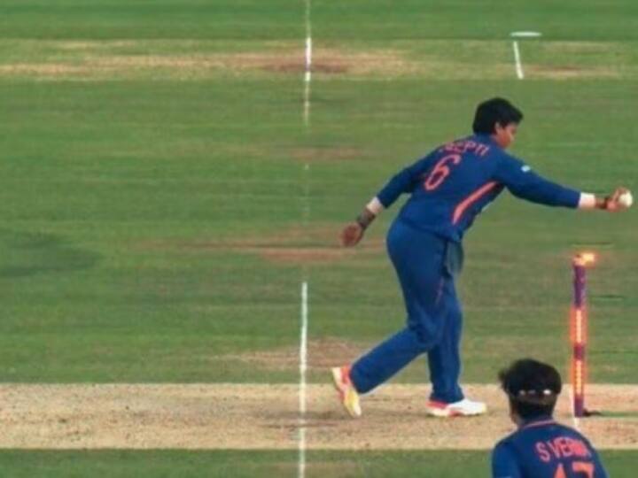 टेस्ट, वनडे और T20I में ये दिग्गज हो चुके हैं Mankading के शिकार, जानें इसका इतिहास और इसे लेकर ICC का नियम History of Mankading and ICC Rules on Mankading here know the full detials about Mankading टेस्ट, वनडे और T20I में ये दिग्गज हो चुके हैं Mankading के शिकार, जानें इसका इतिहास और इसे लेकर ICC का नियम