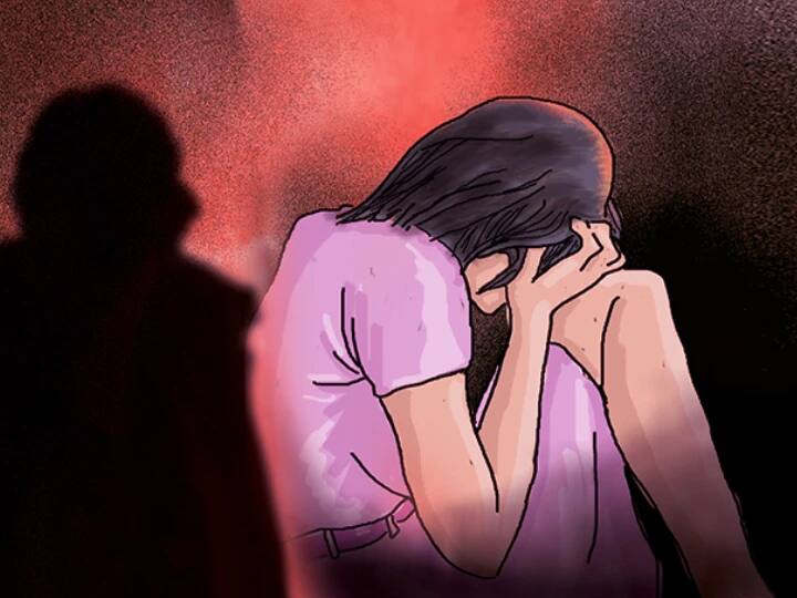 Father rape on her daughter in Rajkot Rajkot: પિતાની હવસનો શિકાર બની પુત્રી, દોઢ મહિનાનો ગર્ભ રહેતા થયો ખુલાસો