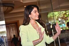 Rashmika Mandanna Pics: रश्मिका मंदाना ने हाथ पर लिखवाई है कुछ ऐसी बात, जानकर फैंस रह जाएंगे दंग